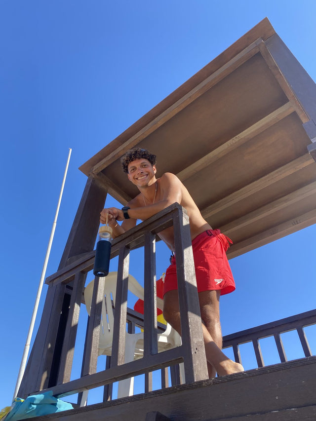 Agua at a beach lookout